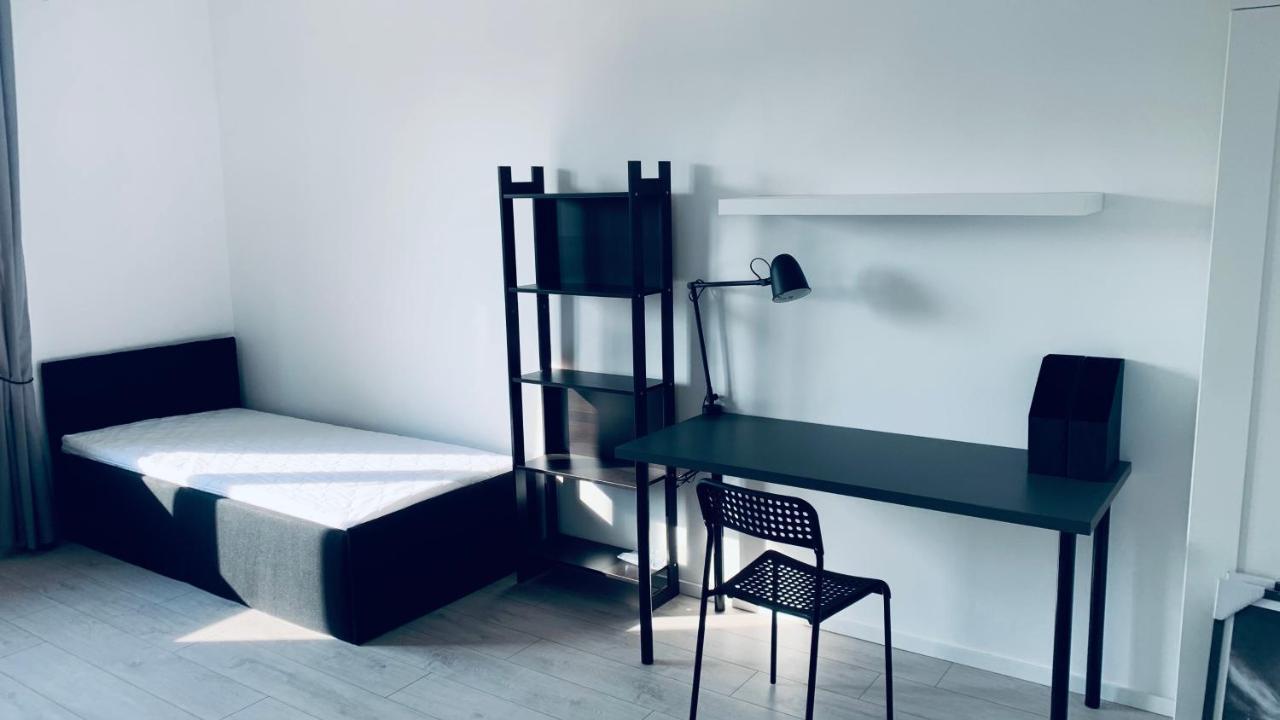 Beautiful Room - Newly Renovated, Aquapark Center Of Βρότσλαβ Εξωτερικό φωτογραφία